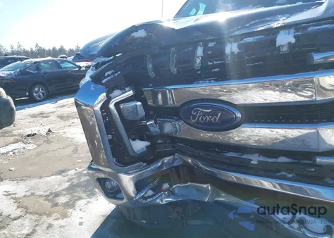 2015 Ford F-250 Xlt from USA, damaged, VIN 1FT7W2B68FEA37187